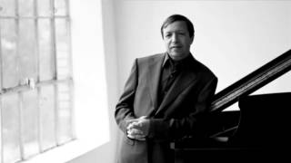 Mozart  Piano Concerto No 21 in C major K 467 Murray Perahia [upl. by Katushka]