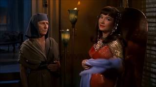 Nefretiri kills Memnet  quotThe Ten Commandmentsquot  Anne Baxter [upl. by Zashin458]